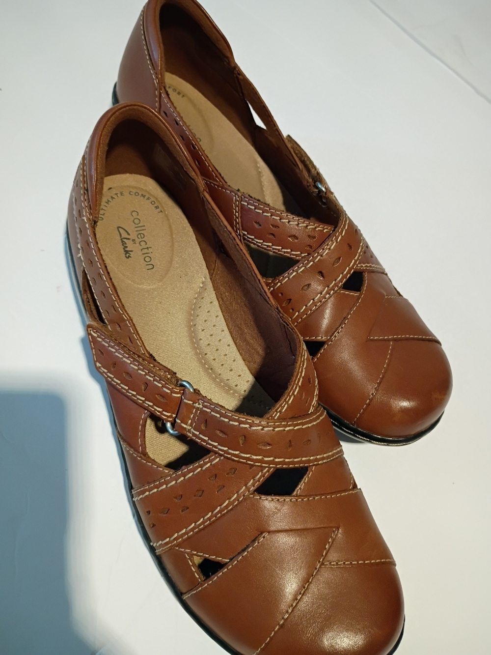 Clarks Women's Tan Brown Leather Slip-On Comfort Flats